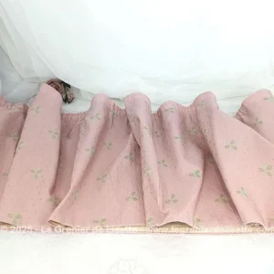 Belle cantonnière shabby saumon et petites fleurs écrues